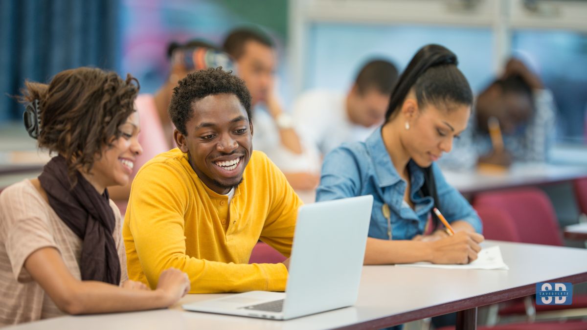 Gadgets Every College Student Needs in 2025: The Ultimate Tech Guide
