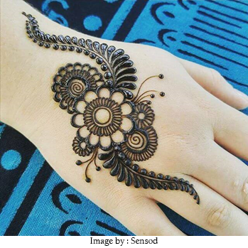 Simple Mehndi Design 8