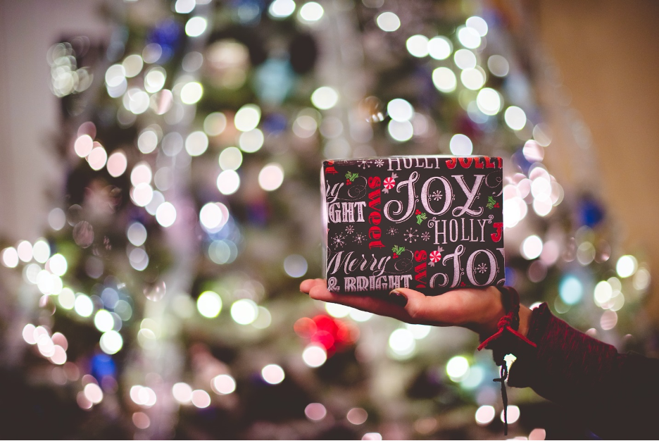 The Expert's Guide to Unforgettable Christmas Entertaining