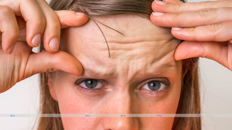 Breaking Down What Matters Most in Solawave vs Omnilux for Wrinkle Care