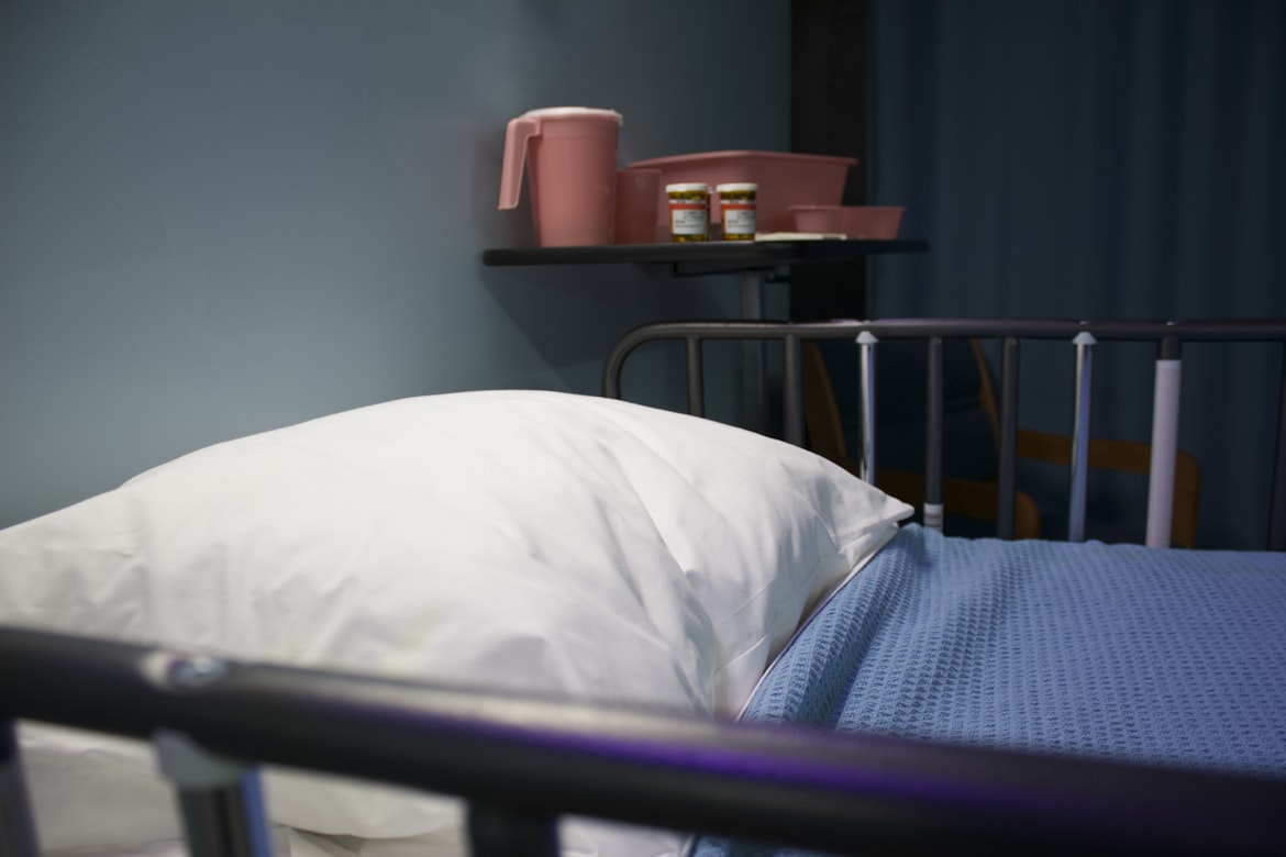 From Deadlift Domination to Disc Discomfort"”Why an Inclined Medical Bed Is the Secret Weapon for Spinal Recovery