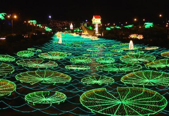 Christmas lights in Medellin